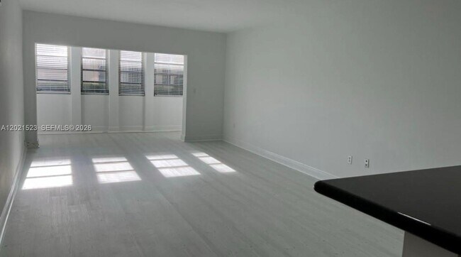 Photo - 9159 SW 77th Ave Unit 101