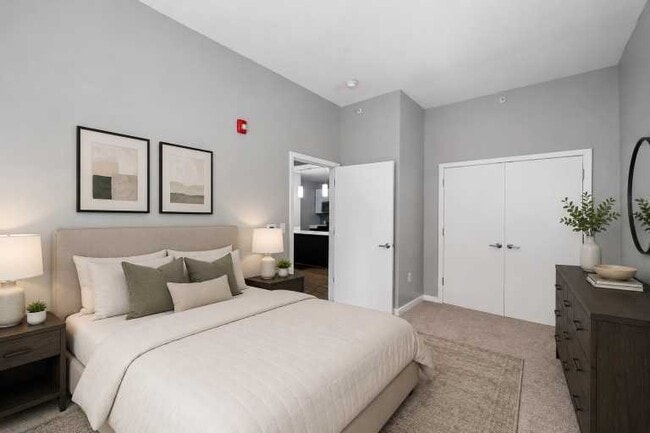 Falls Bridge Lofts