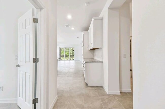 Photo - Lakewood Ranch Brand New Villa 2 bedroom with flex space (Office/ 3rd Bedroom)