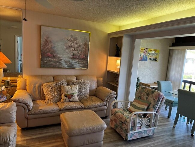 4638 Longwater Chase Unit 94