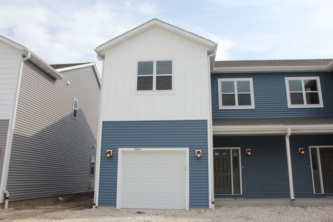 9019 W Stuth - 9019 W Stuth Ave Townhome