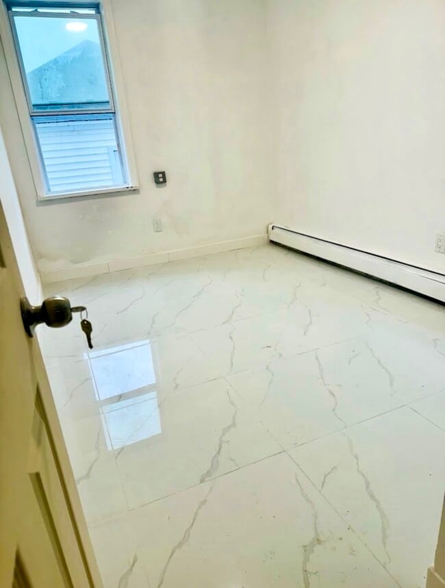 10159 94th St Unit 1/Fl