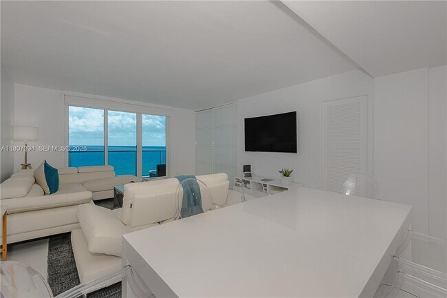 Photo - 2301 Collins Ave Unit 1538