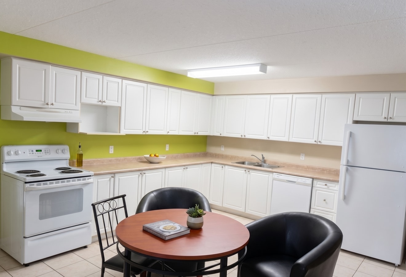 Photo - 261-261 Lester St Unit 2