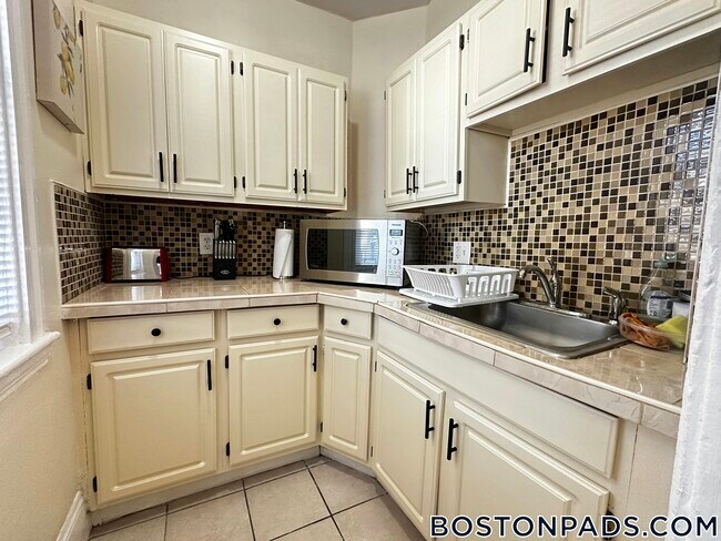 Photo - 32 Kingsdale St