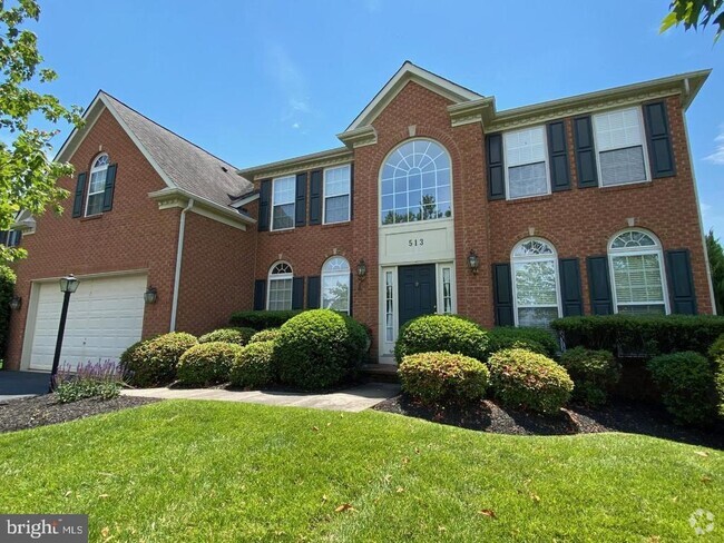 Building Photo - 513 Glenbrook Dr Rental