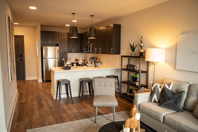 Center Square Lofts West