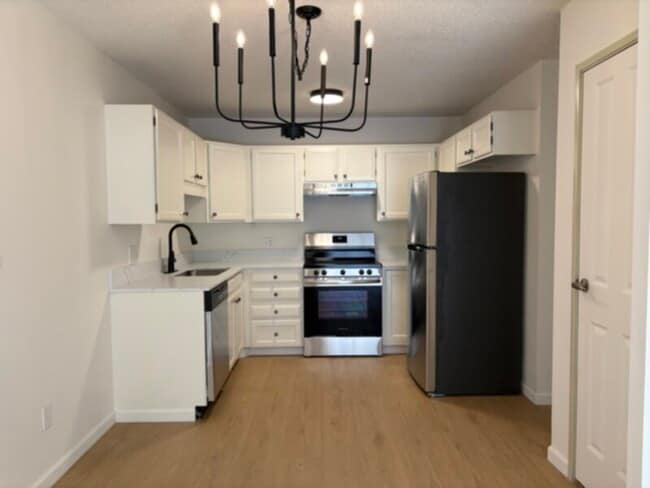 Photo - Heather Gardens Adult/Golf Community