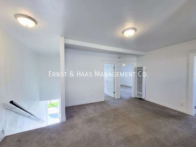 Photo - 546 Lime Ave