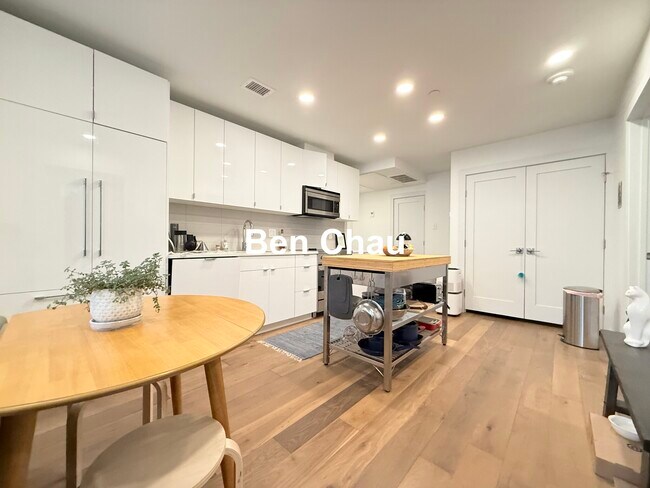 Photo - 97 Elmwood St Unit 102