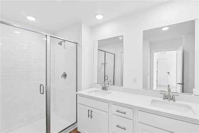 Photo - 158 Redbud Rd