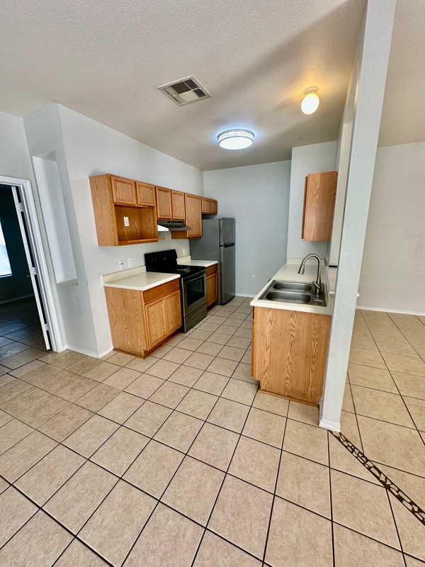 Photo - 15315 Kamary Ln