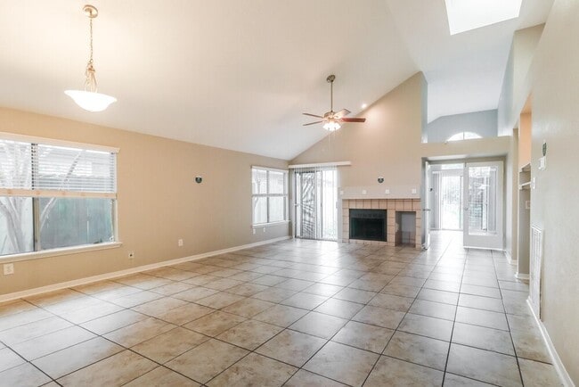 Photo - 8619 Spring Green Dr