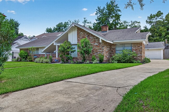 Photo - 12411 Pinerock Ln