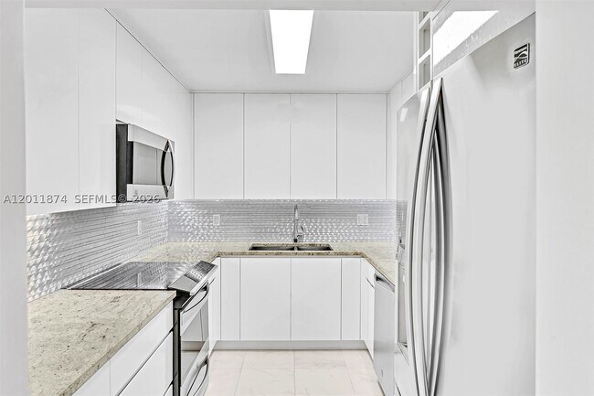 Photo - 2500 Parkview Dr Unit 1219