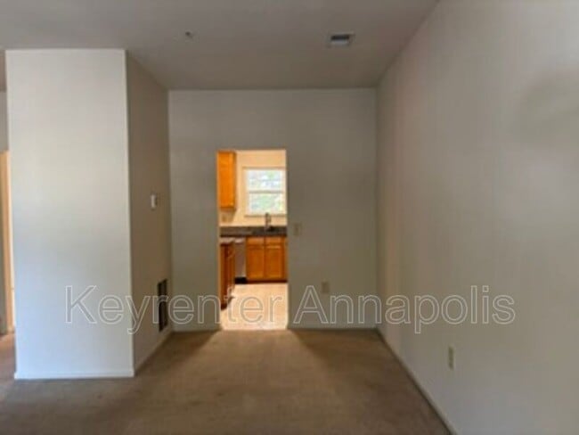 Photo - 1104 Wickford Ct