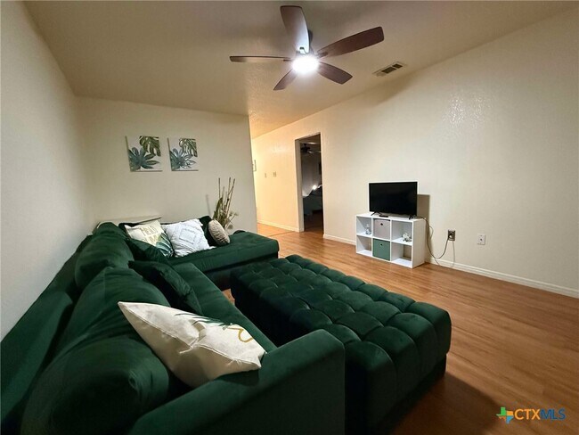 1008 Circle M Dr Unit D