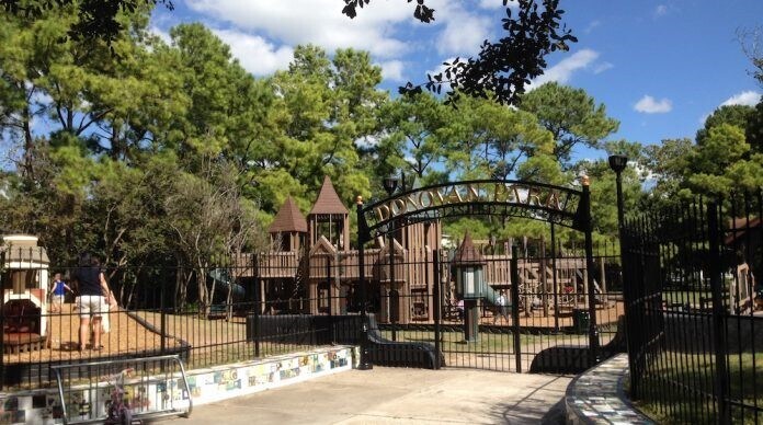 Photo - 525 Heights Blvd Unidad 23