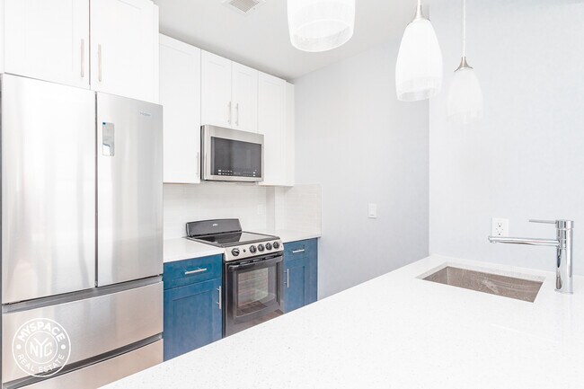 Photo - 3-61-61 St Nicholas Ave Apartamento Unidad 1D