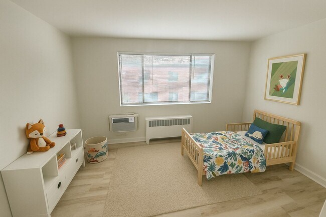 Photo - 3 Bed 1 Bath SW DC Unit 301