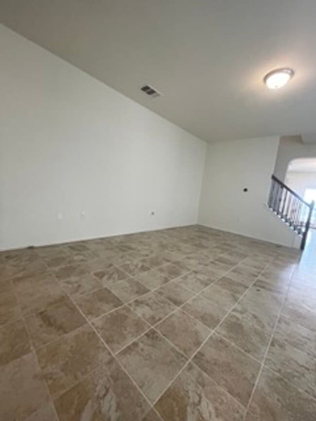 Photo - 813 Sandhill Branch Dr