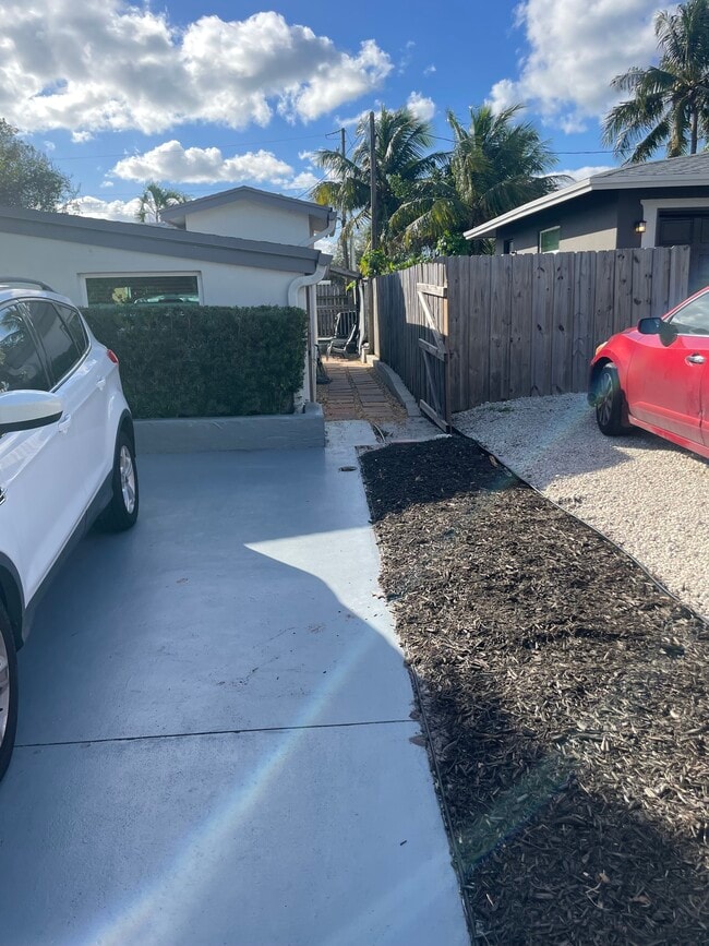 Photo - 200 Ipswich St