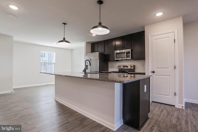 128 Rabbit Rd