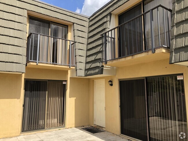 Building Photo - 4712 47th Way Rental