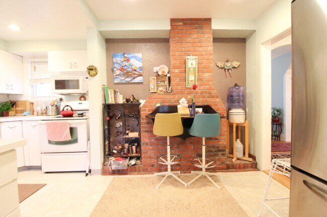 Photo - 3070 S Pennsylvania St