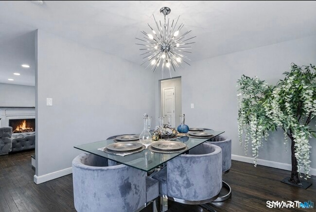 Photo - 457 Summit St