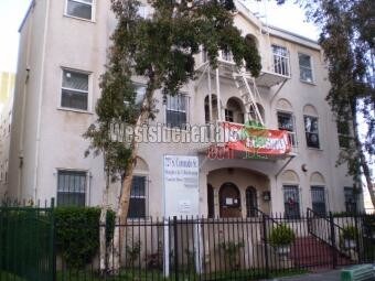 Photo - 727 S Coronado St Apartments