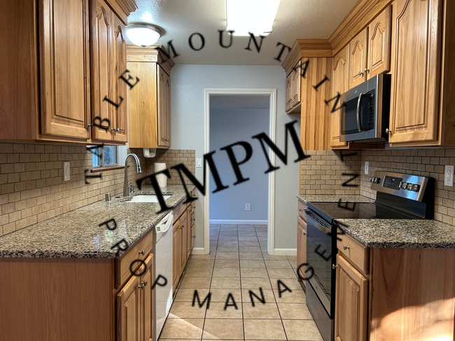 Photo - 120 Bessie Ln