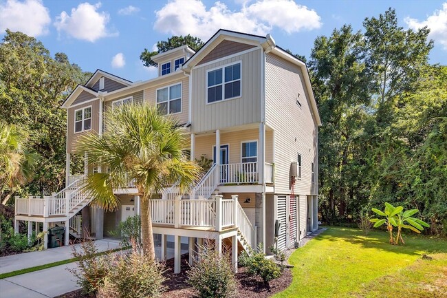 Photo - 1420 Widows Ct
