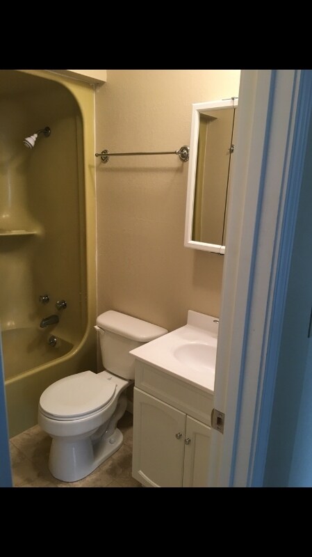 Photo - 210 W Hack St Unit 4