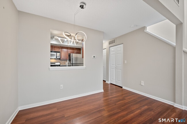 Photo - 1690 Dixwell Ave Unidad C8