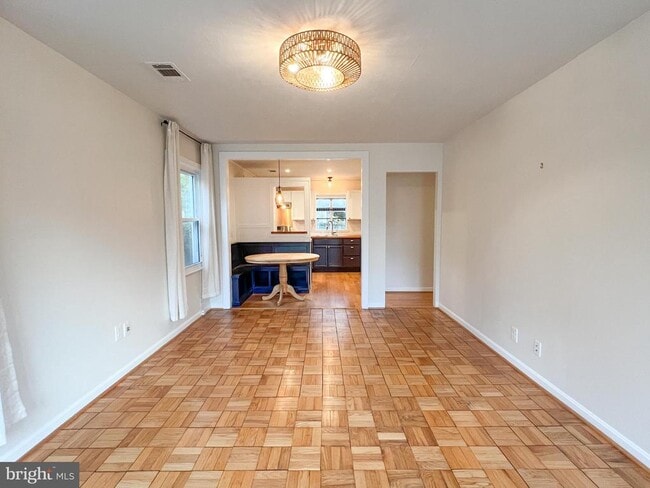 Photo - 3000 Edgewood Rd