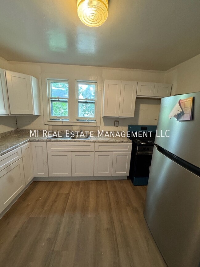 Photo - 1920 Elwood St