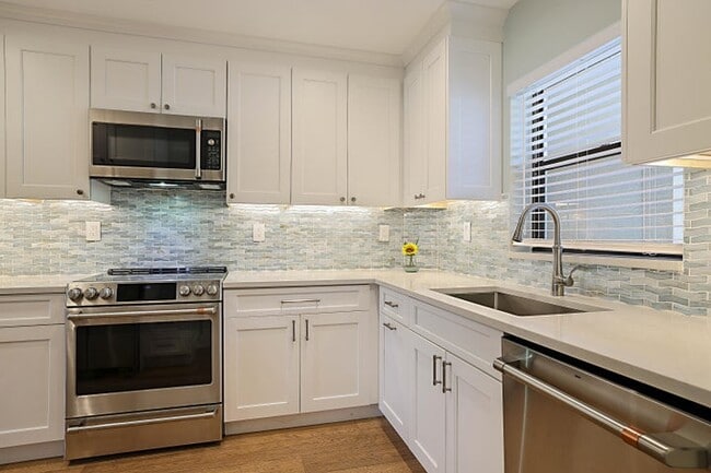 Building Photo - 300 Intracoastal Pl Unit 300 Intracoastal Place 20