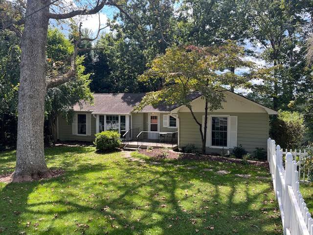 Building Photo - 713 Maybank Dr Rental