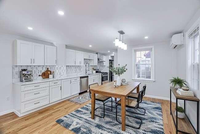 Photo - 32 Northey St