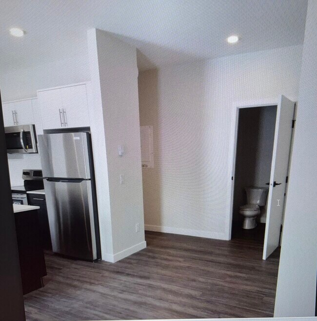 Photo - 256-256 Balmoral St Unit 1