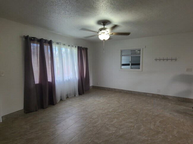 Photo - 16-2067 Silversword Dr Unidad A