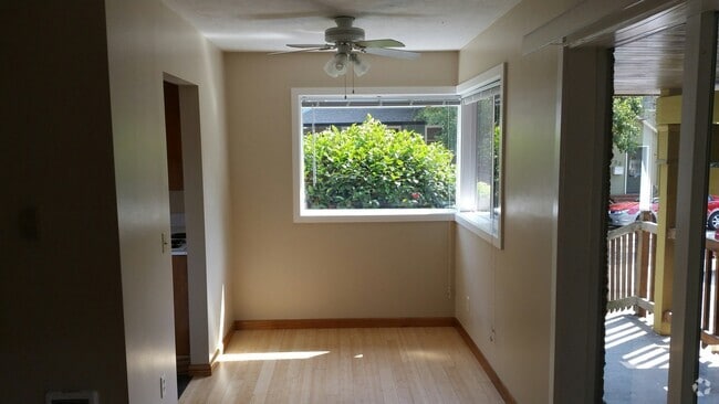 Building Photo - Zh345-349 Unit 345 Rental