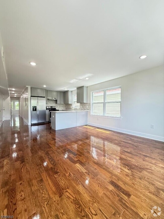 Building Photo - 478 S 16th St Unit 2 Rental
