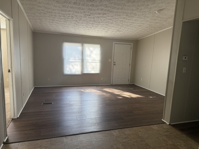 Photo - 461 McLaws Rd