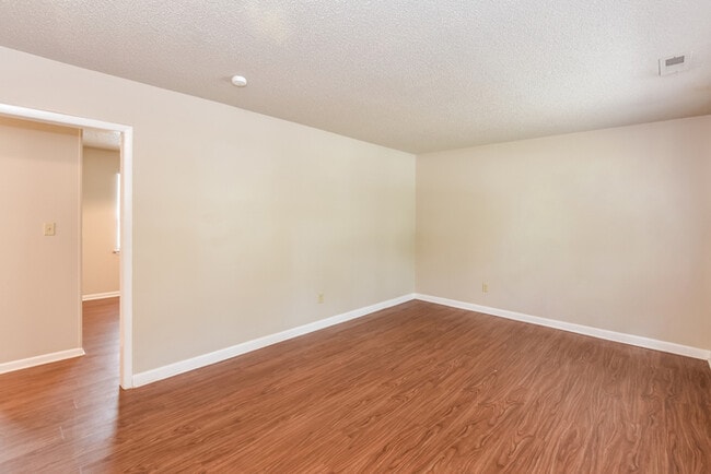 Photo - 14008 Armond Dr
