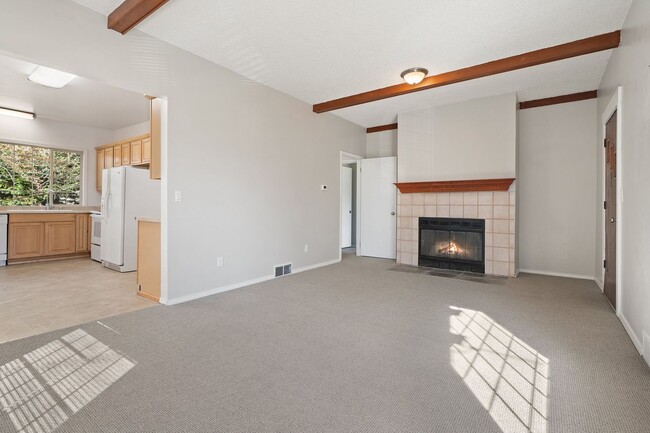 Photo - Tri-Level Home with Fenced Yard in West Bremerton