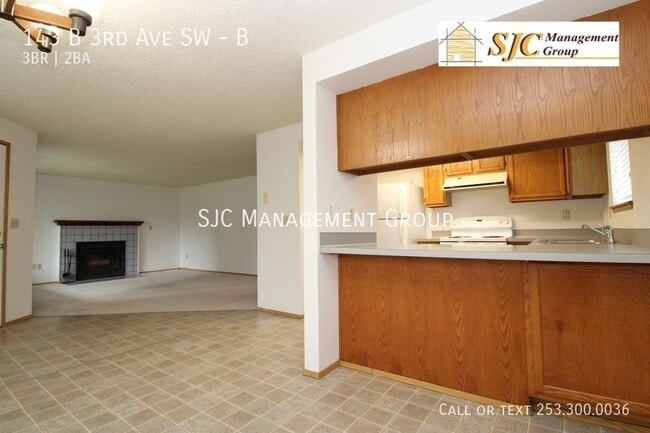 Photo - 143 3rd Ave SW Unit B