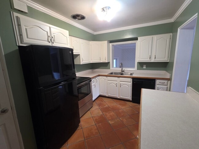 Photo - Fantastic 2 Bed College Park Charmer w/Huge Fenced Yard