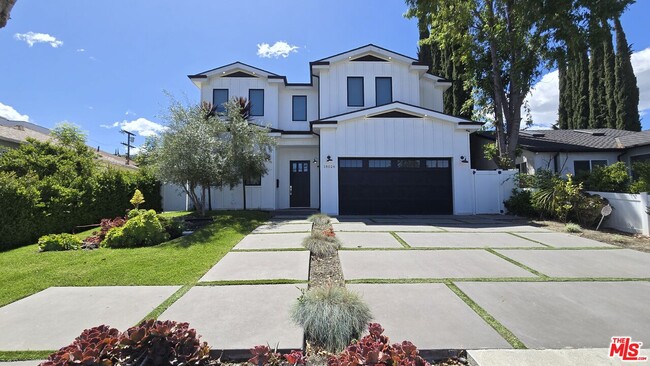 Building Photo - 18026 Valley Vista Blvd Rental
